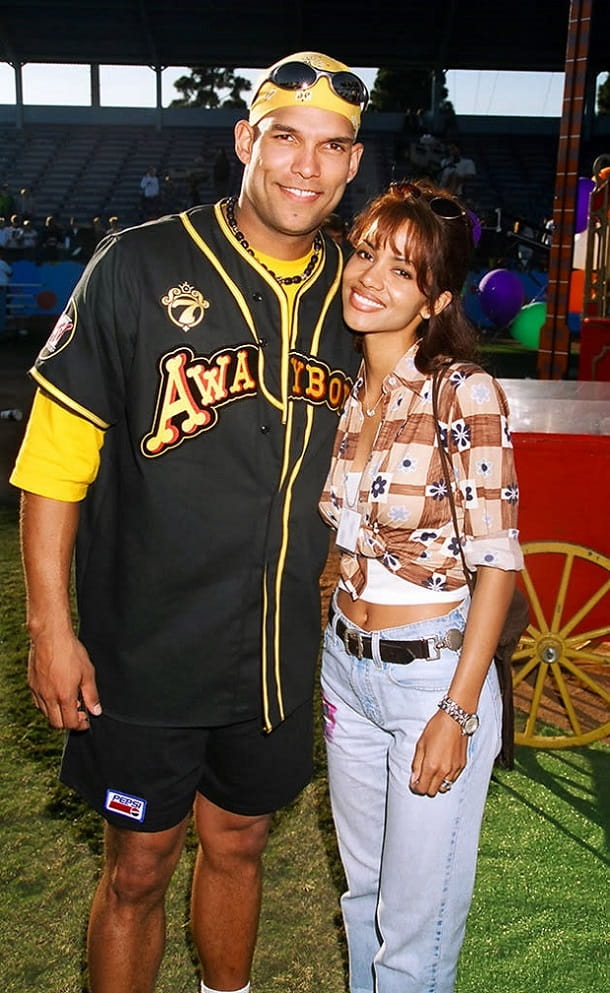 David Justice and his wife Halle Berry in 1996.