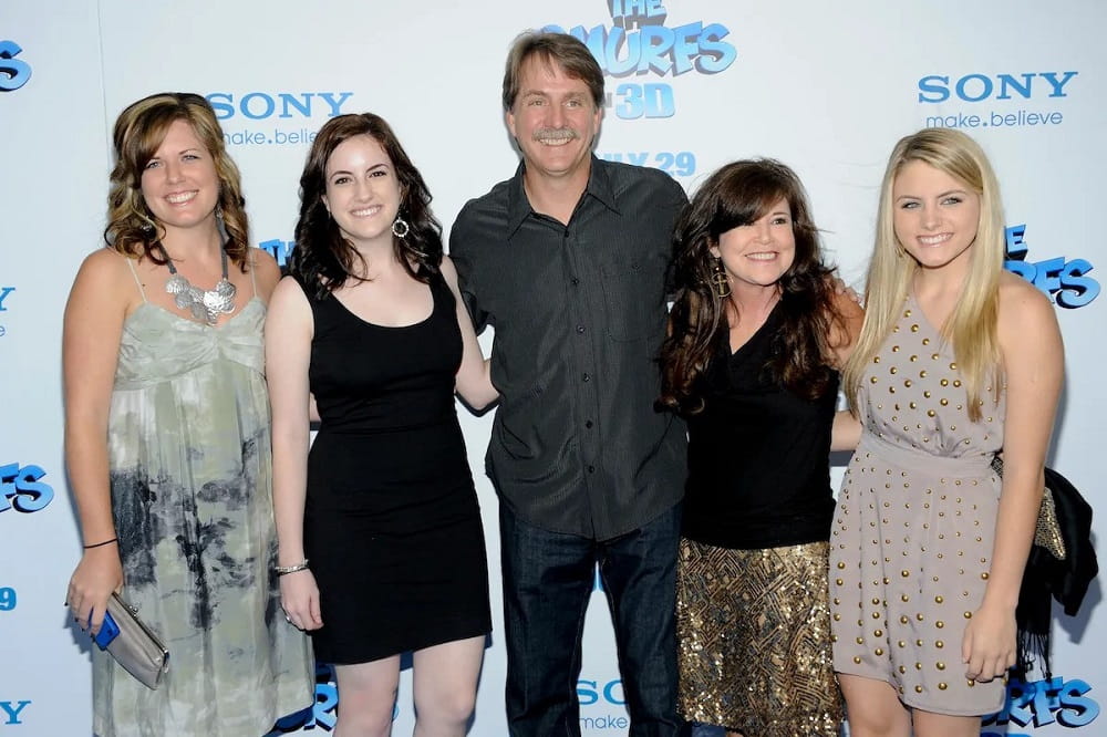 Jeff Foxworthy wife, Pamela Gregg and with his children