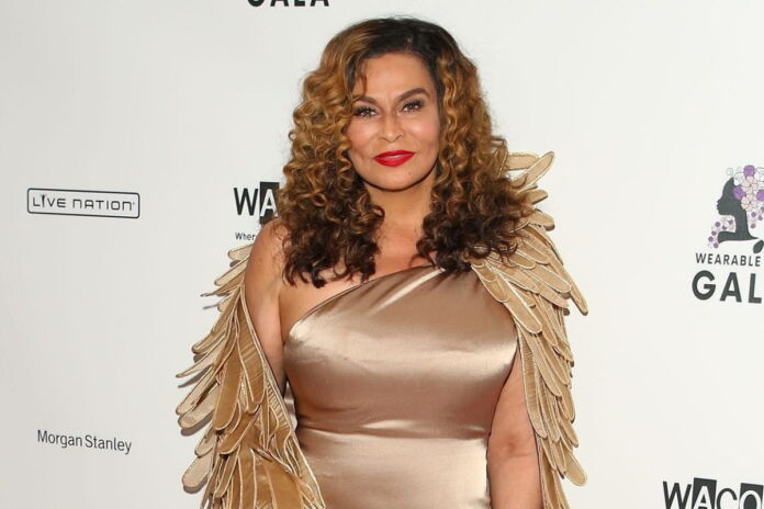 Tina Knowles attends WACO Theater's 2nd Annual Wearable Art Gala on March 17, 2018 in Los Angeles, California.