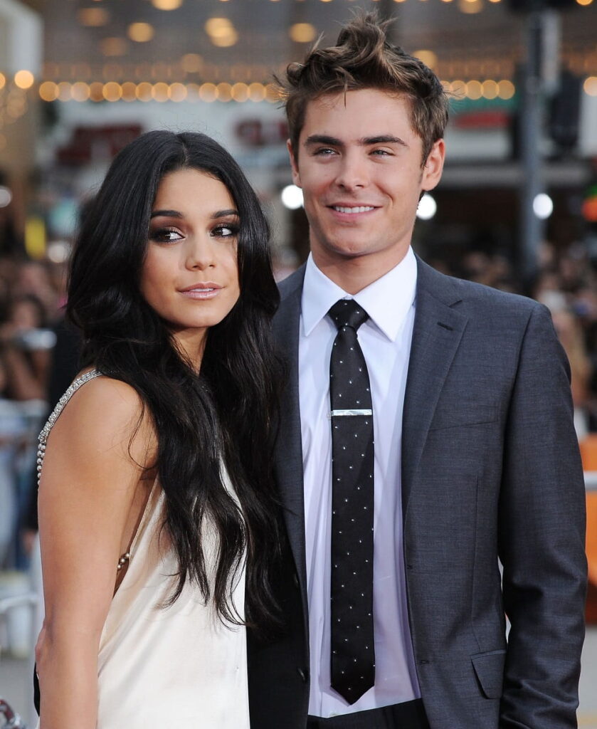 Zac Efron dating with Vanessa Hudgens